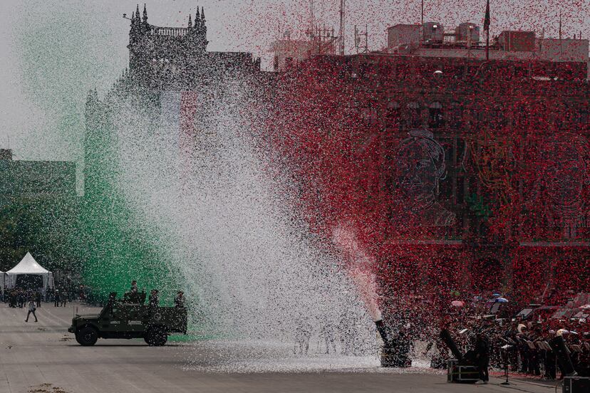 El desfile militar del 16 de septiembre, en imágenes | Fotos | EL PAÍS ...