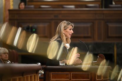 La vicepresidenta segunda y ministra de Trabajo y Economía Social, Yolanda Díaz, durante el Pleno del Congreso de los Diputados celebrado este martes.