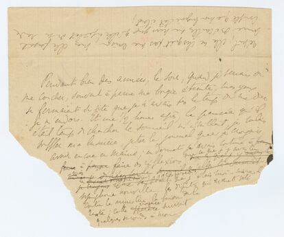 Rascunho dos primeiros parágrafos de ‘Em Busca do Tempo Perdido’. Entre outras diferenças em relação à versão final, falta a famosa introdução 'Longtemps, je me suis couché de bonne heure'. As margens foram cortadas porque Proust usava o papel para queimar um incenso para sua asma.