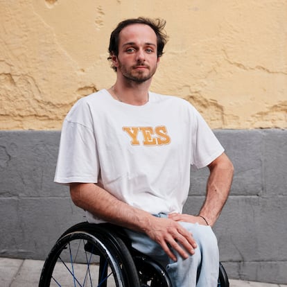 Dani Stix en Lavapiés, donde vive.