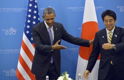 Barack Obama y Shinzo Abe, en San Petersburgo (Rusia).