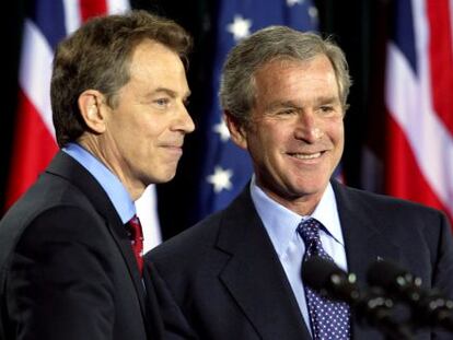 Blair (i), ex primer ministro brit&aacute;nico, y Bush, expresidente de EE UU, en 2003.