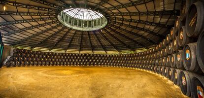 La bodega jerezana de González Byass recibe 220.000 visitantes cada año.