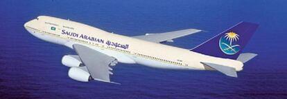Saudia ocupa la novena posición. La aerolínea de Arabia Saudí vuela a 126 destinos y su nivel de impuntualidad es del 13%.