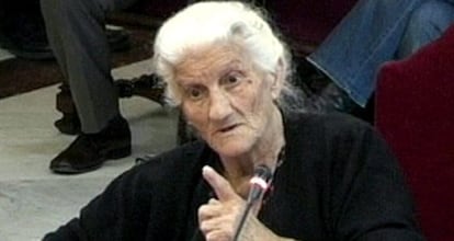 María Martín López, aged 81, testifies before the Supreme Court on Wednesday in the trial of Judge Garzón.
