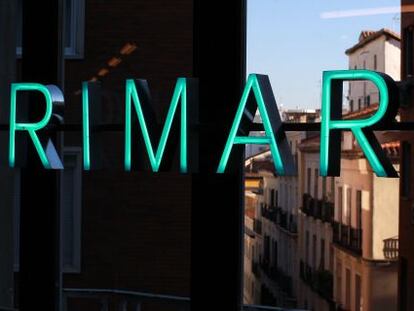 Escaparate de la tienda de Primark en la Gran V&iacute;a.