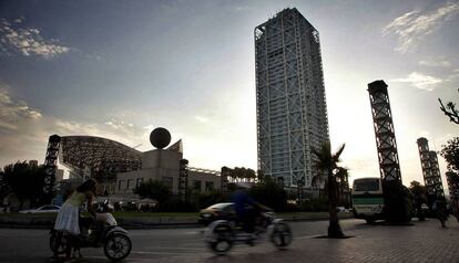 L'Hotel Arts de Barcelona, situat al Port Olímpic.