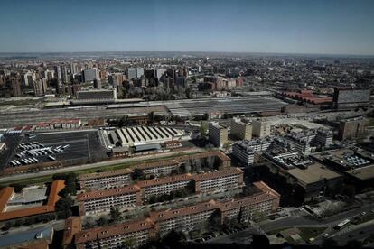 Terrenos de la Operación Chamartín fotografiados desde la Torre de Cristal de la Castellana.