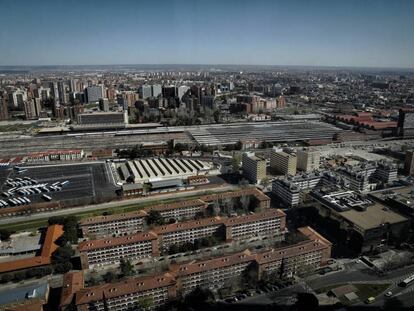 Terrenos de la Operación Chamartín fotografiados desde la Torre de Cristal de la Castellana.