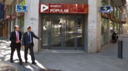 Fachada de una sucursal de Banco Popular