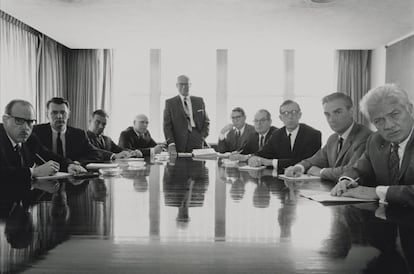 "Hola, somos directivos y queremos innovar de buen rollo". La imagen es de 1993.