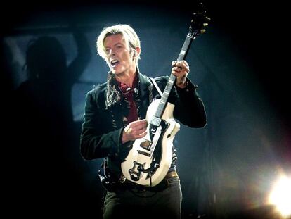 David Bowie, en su A Reality Tour, de 2003.