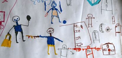 Umar, un niño refugiado en Chad, dibujó el pasado marzo a unos niños tiroteados por asaltantes en una escuela.