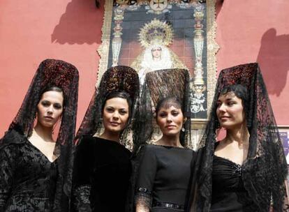 Ángela Cañas, María José Suárez, Raquel Rodríguez y Raquel Revuelta.