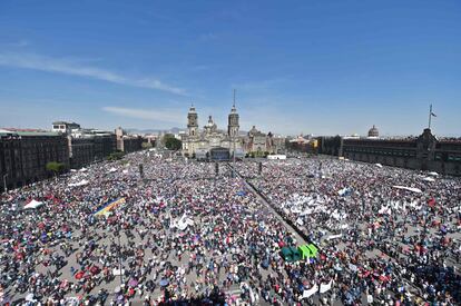 Vista aérea de la plaza del Zócalo durante el mitin del presidente Andrés Manuel López Obrador, cuando cumple un año en el cargo.