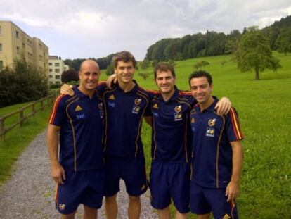 Reina, Llorente, Casillas y Xavi, con la selección.