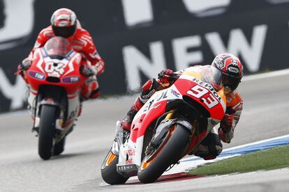 Márquez, por delante de la Ducati de Andrea Dovizioso, que terminó en segundo lugar.