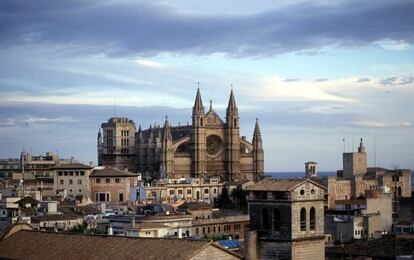 Panor&agrave;mica de Palma amb la catedral.