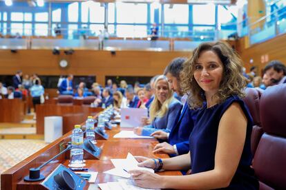 La presidenta de la Comunidad de Madrid, Isabel díaz Ayuso, durante la sesión control al Gobierno en la Asamblea de Madrid, este jueves, en Madrid.