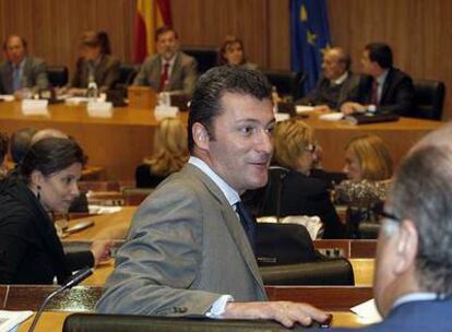 El diputado de UPN Santiago Cervera, en la reunión del Grupo Popular celebrada ayer.