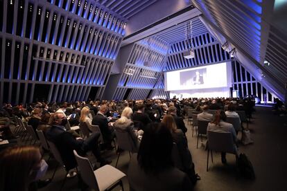 Sala principal de ponencias de la Conferencia NOAH, Zurich.