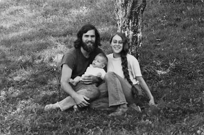 Stewart Butterfield con pocos meses y con sus padres, en los tiempos de la comuna hippy cuando se llamaba Dharma.