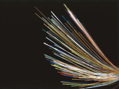 Cables de fibra óptica, en una imagen facilitada por Telefónica.