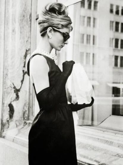 Audrey Hepburn en una escena de la película 'Desayunos con diamantes'.