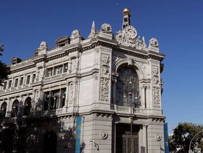 Fachada del Banco de España. 