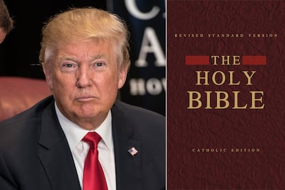 Donald Trump y una portada de la Biblia.