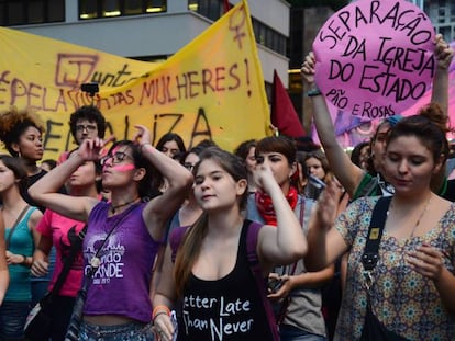 Manifestação pelo direito das mulheres em dezembro de 2016.