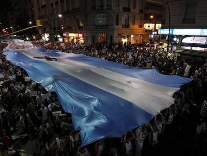 Imagen de la marcha por las calles de Buenos Aires.
