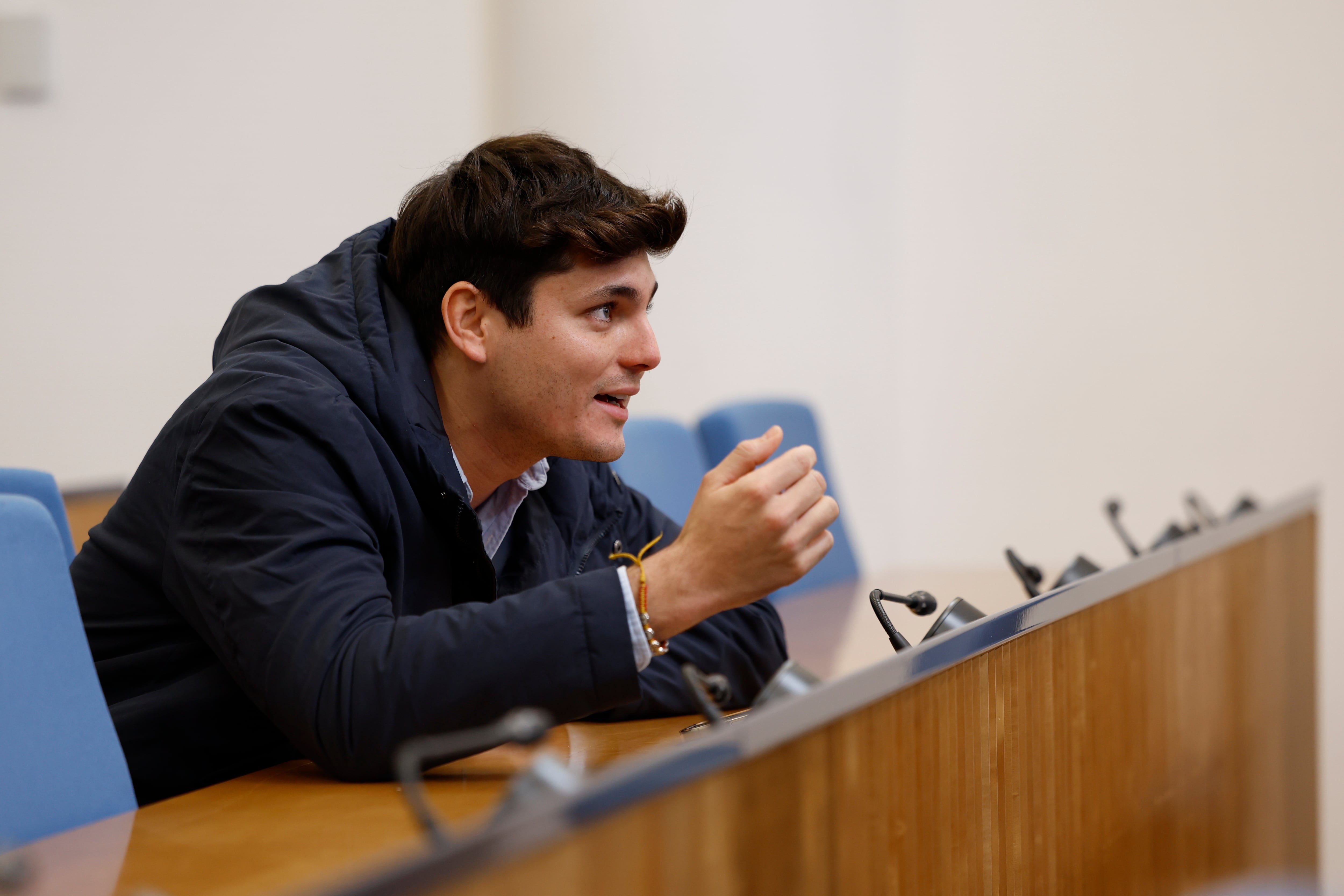 Congresso definisce le azioni di Quiles e Ndongo come infrangimenti gravi, minacciando il lavoro dei giornalisti