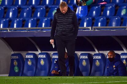 El entrenador del Barcelona, Koeman, en el Coliseum Alfonso Pérez, durante el duelo ante el Getafe.