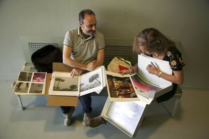 Una de las decenas de citas entre fotógrafos y editores, comisarios, críticos o galeristas que se celebran en 'Descubrimientos', en PHotoEspaña.