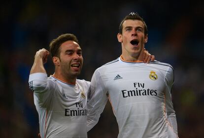 Carvajal y Bale celebran el primer gol, del galés.