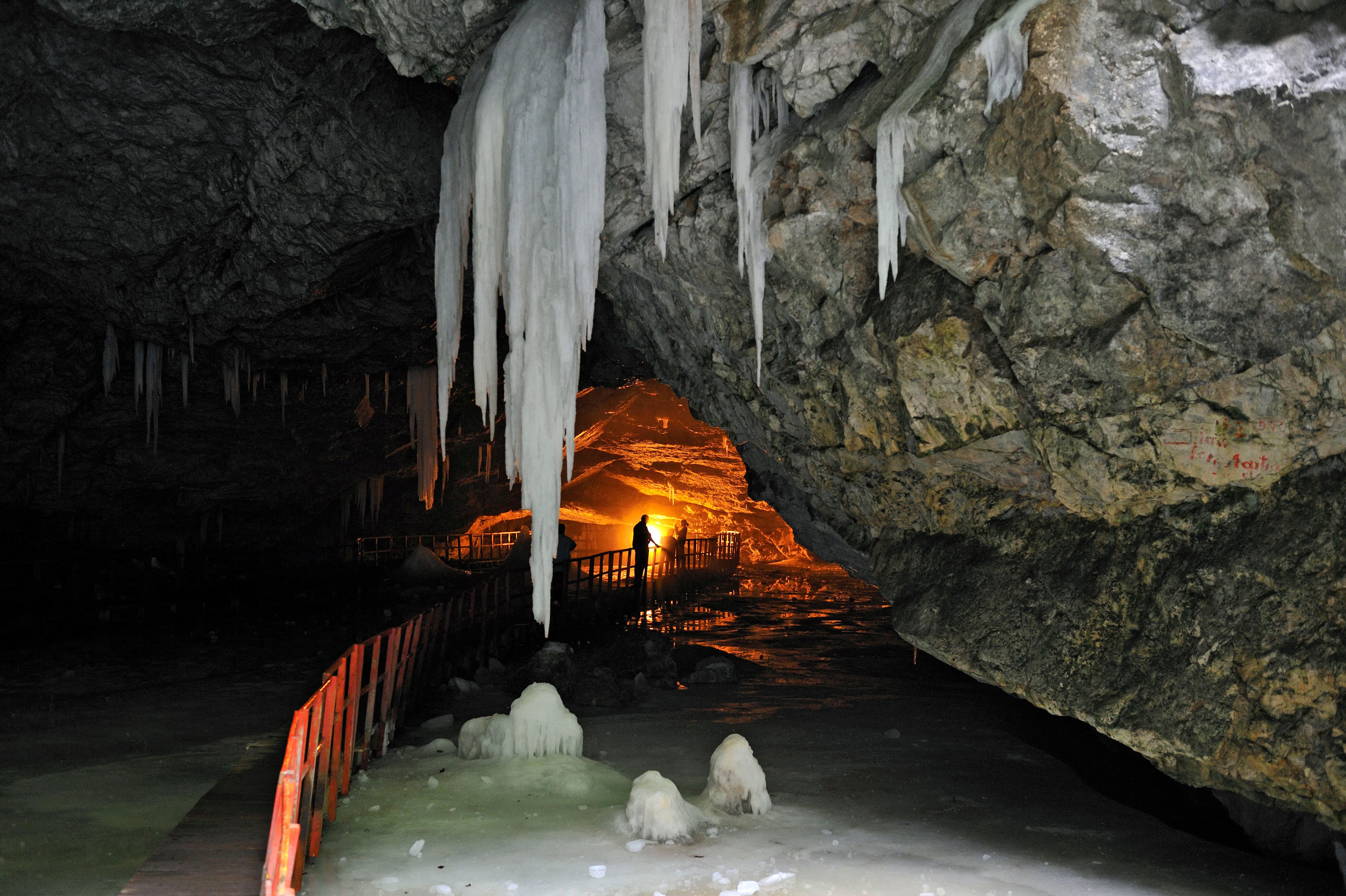 Hallada una bacteria helada hace 5.000 años capaz de plantar cara a superpatógenos