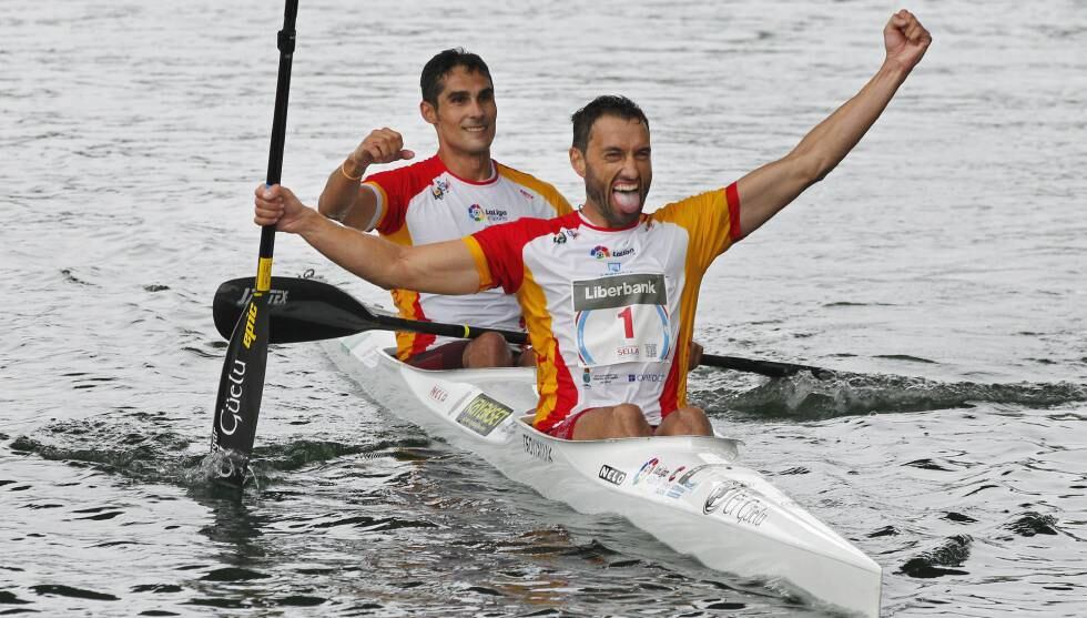 Los ganadores Walter Bouzán (d) y Álvaro Fernández Fiuza.