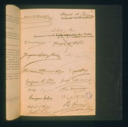 Exemplar imprès de les Normes ortogràfiques amb el autògrafes del membres que les van aprovar