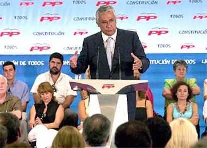 Javier Arenas, durante su intervención en el acto 'La Constitución de todos'.