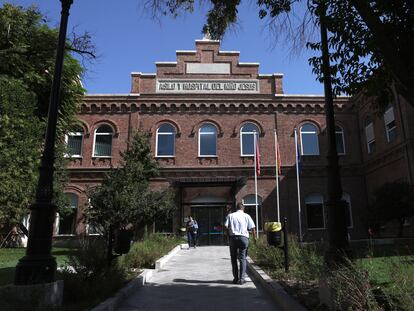 Entrada del Hospital del NIño Jesús, en Madrid.