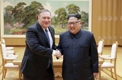 Pompeo y Kim, anoche en Pyongyang.