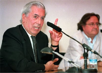 Mario Vargas Llosa, durante su intervención en Kosmopolis.