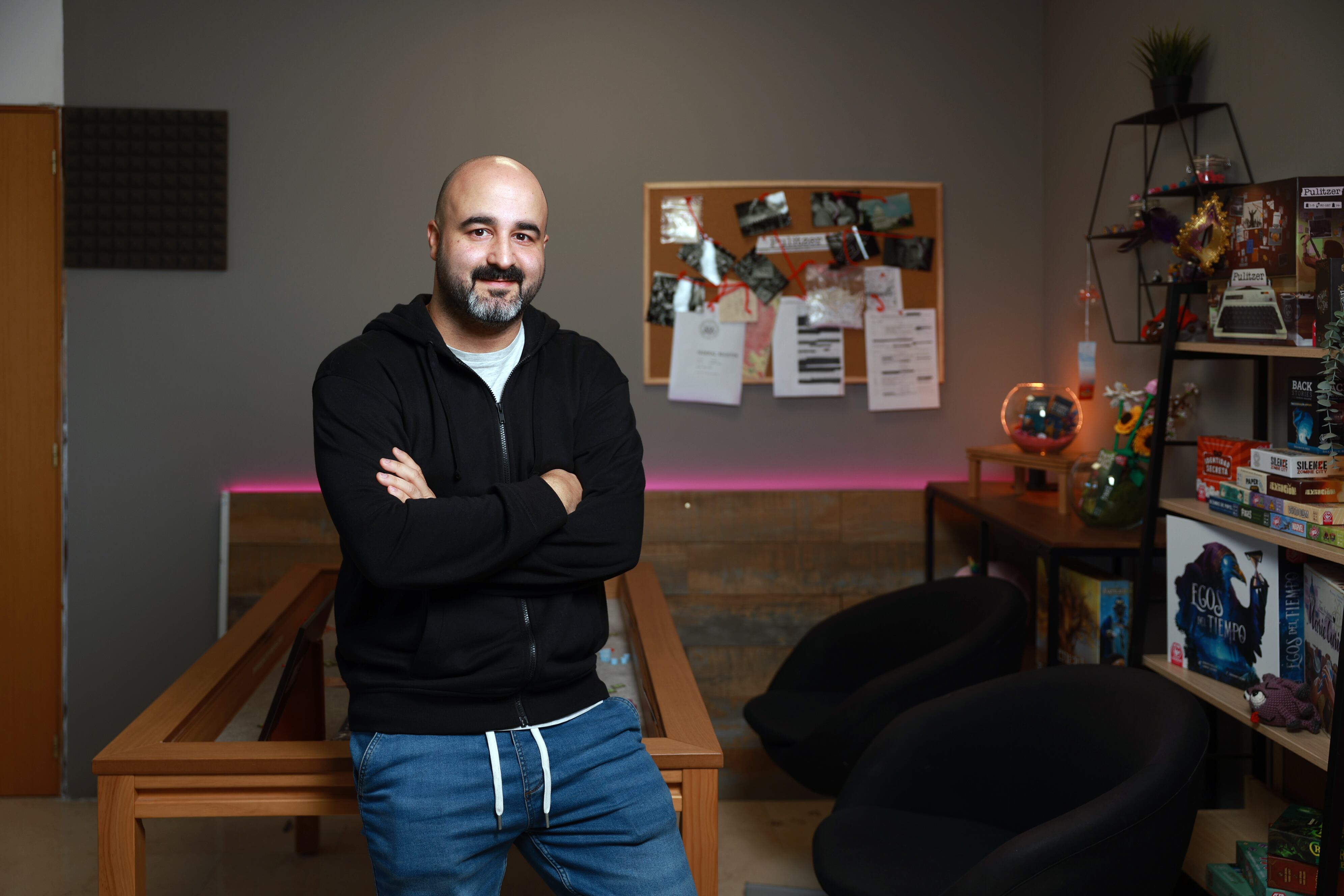 David Vaquero, autor de 'Pulitzer', en la sede de Tranjis Games en Rivas-Vaciamadrid.