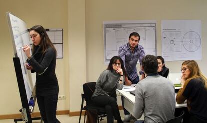 Alumnos de la escuela ESCP Europe, que organiza los Premios de Emprendimiento Social.