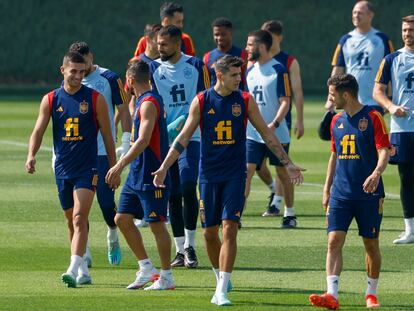 Entrenamiento de la selección española de fútbol durante el Mundial de Qatar.