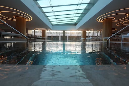 La piscina del spa del Hotel Four Seasons de Madrid.