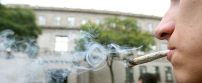 Un fumador de marihuana este miércoles ante la Suprema Corte.