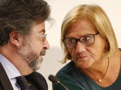 Els crítics d'Unió Antoni Castellà i Núria de Gispert.