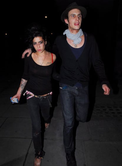 Winehouse y Fielder-Civil.